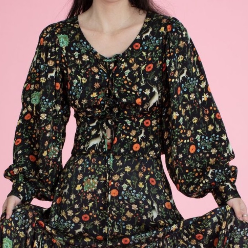 Samantha Pleet Black Illuminated Labyrinth Blouse